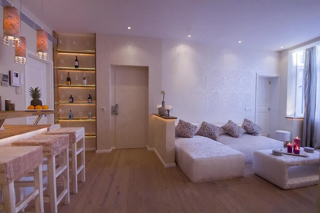 Design Suites Palma location
